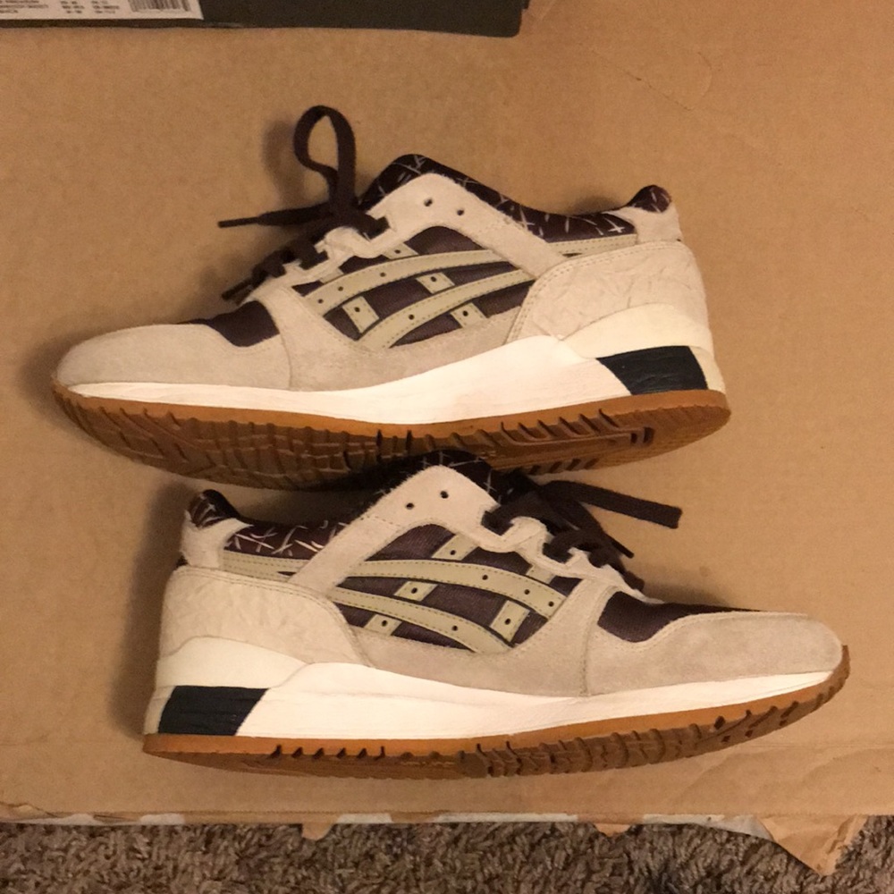ASICS - Picture 3 of 7